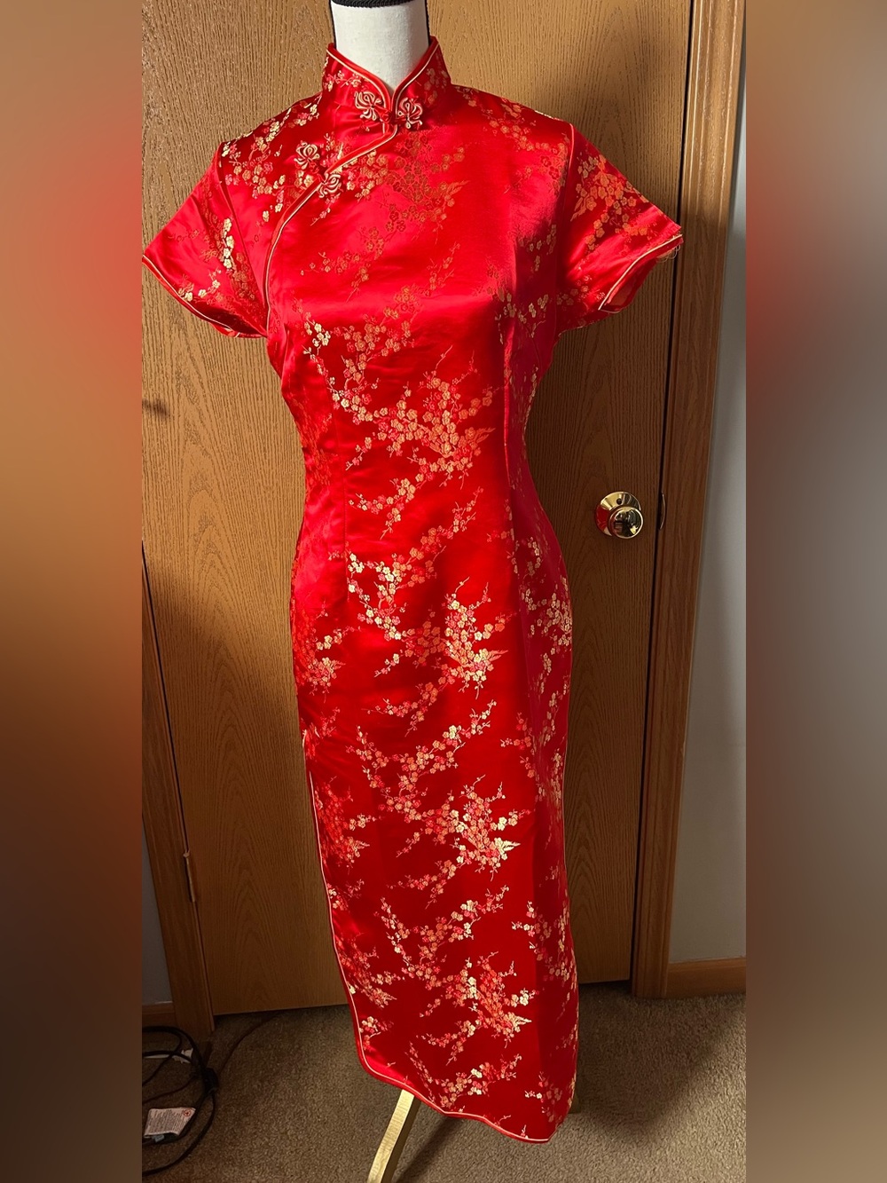 Classic Vintage Red Floral Cheongsam Dress - Elegant Mandarin Collar